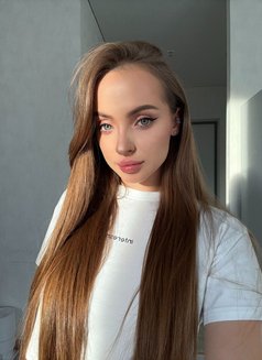 Sonya - escort in Dubai Photo 8 of 10