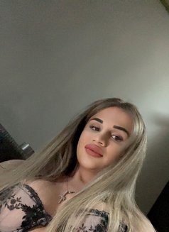 Sonya - Acompañantes transexual in İstanbul Photo 14 of 14