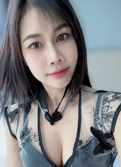 Sonya - escort in Bangkok Photo 13 of 20