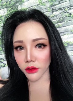 Sonya - Transsexual escort in Al Manama Photo 3 of 6