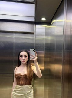 Sonya - Transsexual escort in Fujairah Photo 7 of 8