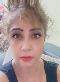 Sonyia - escort in Chennai Photo 3 of 3