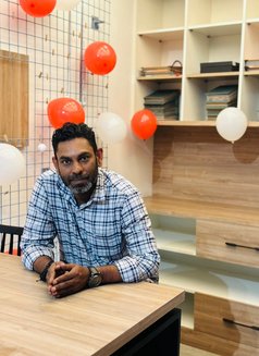 Sooraj - Male escort in Mumbai Photo 3 of 4