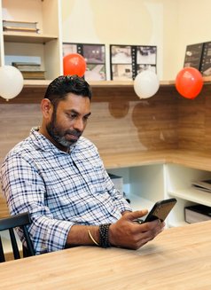 Sooraj - Male escort in Mumbai Photo 4 of 4