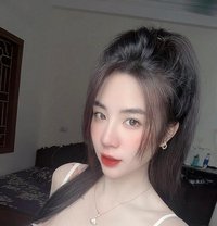 Sophia 19 yo Gfe, Cim in Town - puta in Dubai Photo 10 of 11