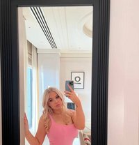 Sophia - Intérprete de adultos in Florida