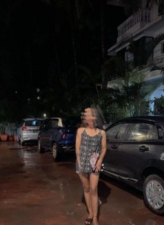 Sophia and Trisha - puta in Mumbai Photo 7 of 8