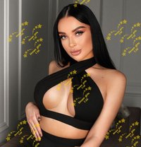 SOPHIA HOT BRUNETTE - puta in Abu Dhabi