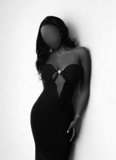 Sophia - escort in Athens Photo 6 of 8