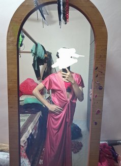 Sophia - Transsexual escort in Mumbai Photo 2 of 3