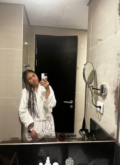 Sophia - escort in Cebu City Photo 7 of 10