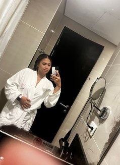 Sophia - escort in Cebu City Photo 8 of 10