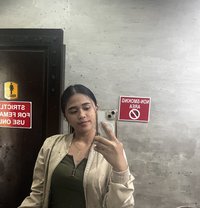 Sophia - puta in Cebu City