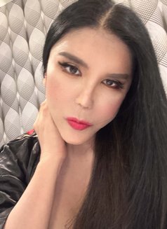 Sophia - escort in Taipei Photo 2 of 4