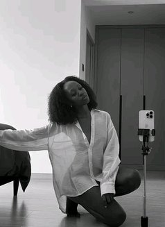 Sophia - puta in Nairobi Photo 3 of 3