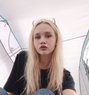 Sophia - puta in Dubai Photo 1 of 6