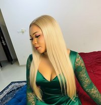 Sophia - escort in Muscat