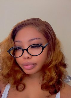 Sophia - puta in Dubai Photo 4 of 6