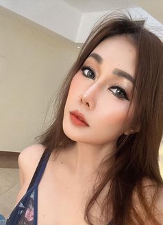 Sophia - puta in Al Manama Photo 2 of 9