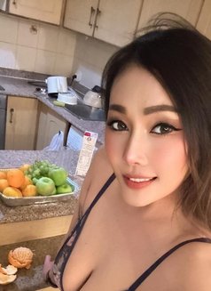 Sophia - puta in Al Manama Photo 4 of 9