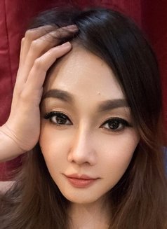 Sophia - puta in Al Manama Photo 8 of 9