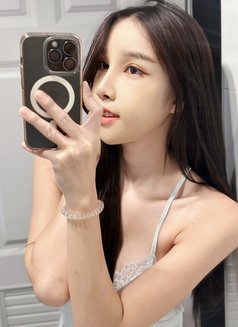 Sophia - escort in Bangkok Photo 7 of 12