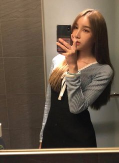 Sophia - escort in Bangkok Photo 9 of 12