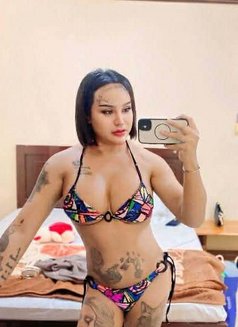 Sophia - Transsexual escort in Muscat Photo 8 of 8