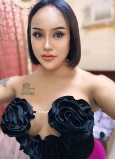 Sophia - Transsexual escort in Şalālah Photo 7 of 8