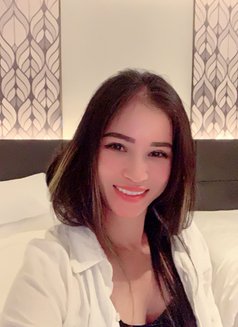 Sophia - escort in Bangkok Photo 1 of 8