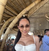 Sophida - puta in Phuket