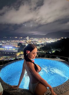 Sophida - puta in Phuket Photo 8 of 8