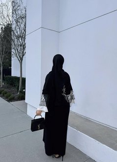 Sophie - escort in Erbil Photo 1 of 2