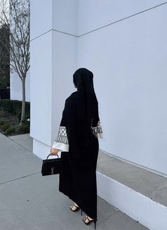 Sophie - escort in Erbil Photo 2 of 2