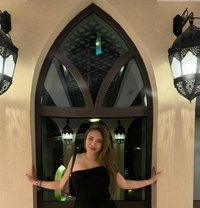 Sophie - escort in Abu Dhabi Photo 9 of 10