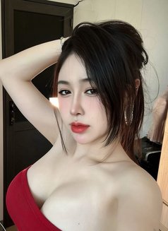 Sophie - escort in Ajmān Photo 4 of 6