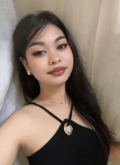 Sophie - escort in Jakarta Photo 2 of 2