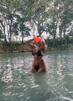 Sophie - puta in Taichung Photo 2 of 2