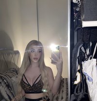 Sophie 🌶️ - Transsexual escort in Beirut Photo 1 of 17
