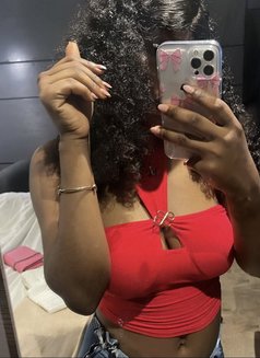 Sophie - escort in Ikeja Photo 3 of 5