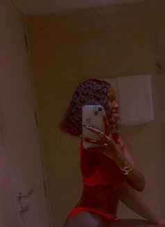 Sophie Nuru Massage Queen in Gurgaon - escort in Gurgaon Photo 5 of 12