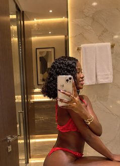 Sophie Nuru Massage Queen in Gurgaon - escort in Gurgaon Photo 9 of 12