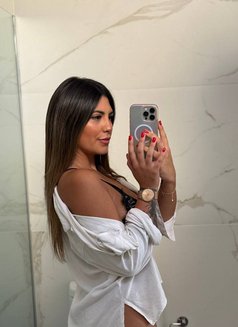 Sophie - escort in Hong Kong Photo 6 of 9