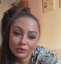 Sophie - Masajista in London Photo 5 of 5