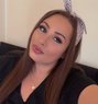 Sophie - masseuse in London Photo 6 of 6