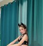 SOPHIEHUGEDICK - Transsexual escort in Manila Photo 16 of 20