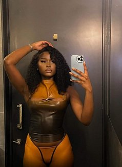 Sophieivy - escort in Dubai Photo 5 of 5