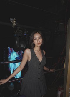 Sophisticated Celeste (Leaving soon) - puta in Mumbai Photo 16 of 17