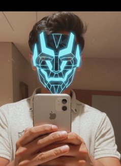 Sophisticated & Deep - Male escort in Al Manama Photo 2 of 3