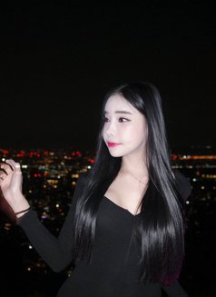 Sora - puta in Taipei Photo 8 of 8